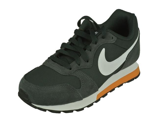 9334 Nike MD Runner 2