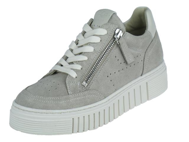 AQA Sneaker