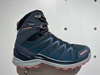 LOWA Innox Pro GTX mid