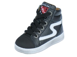 High top sneaker