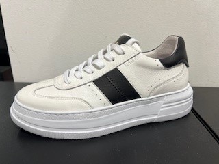 Red Rag Sneaker